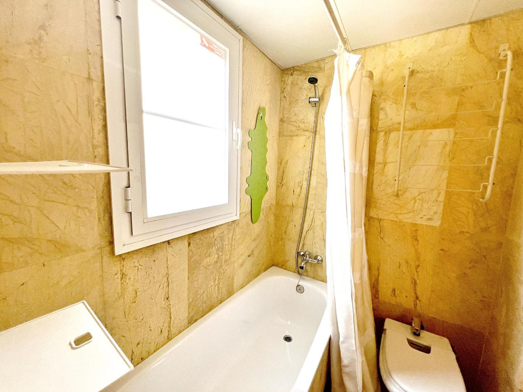 Beautiful Apartment With Pools, Playground And Paddle Tennis - Family Friendly And Near Vithas Hospital - Free Parking In Garage Benalmádena Exterior photo